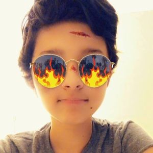 Meet your Posher, Daniella